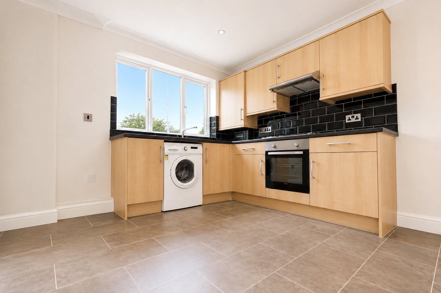 Green Street, Upton Park, London, E13 Image 2