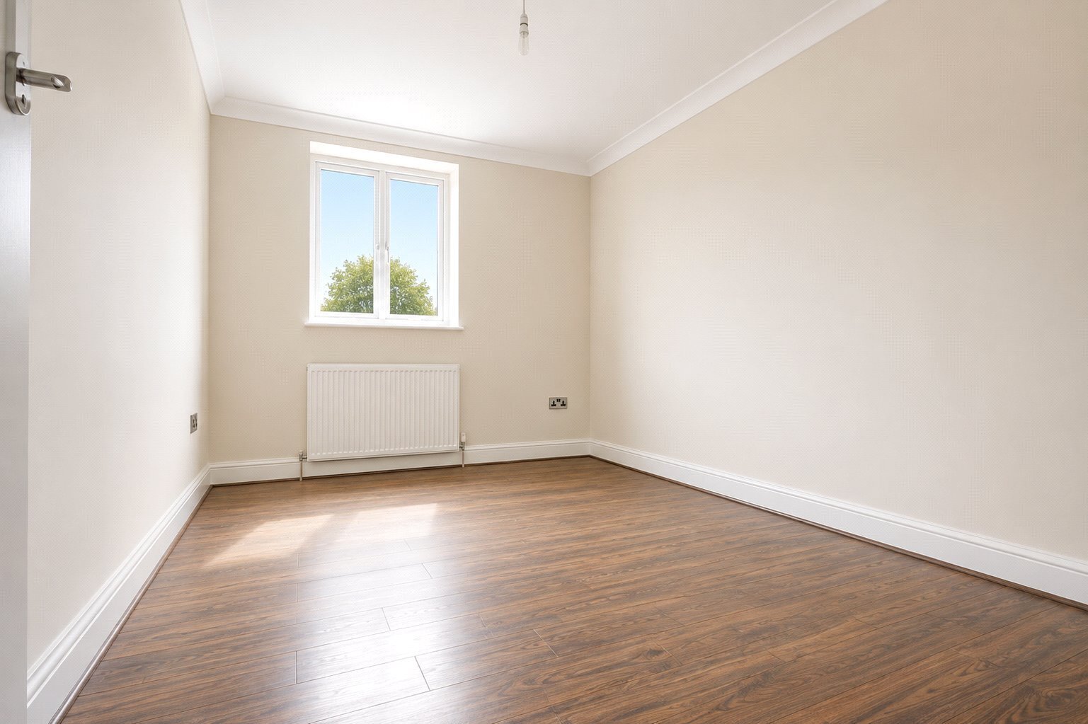 Green Street, Upton Park, London, E13 Image 4