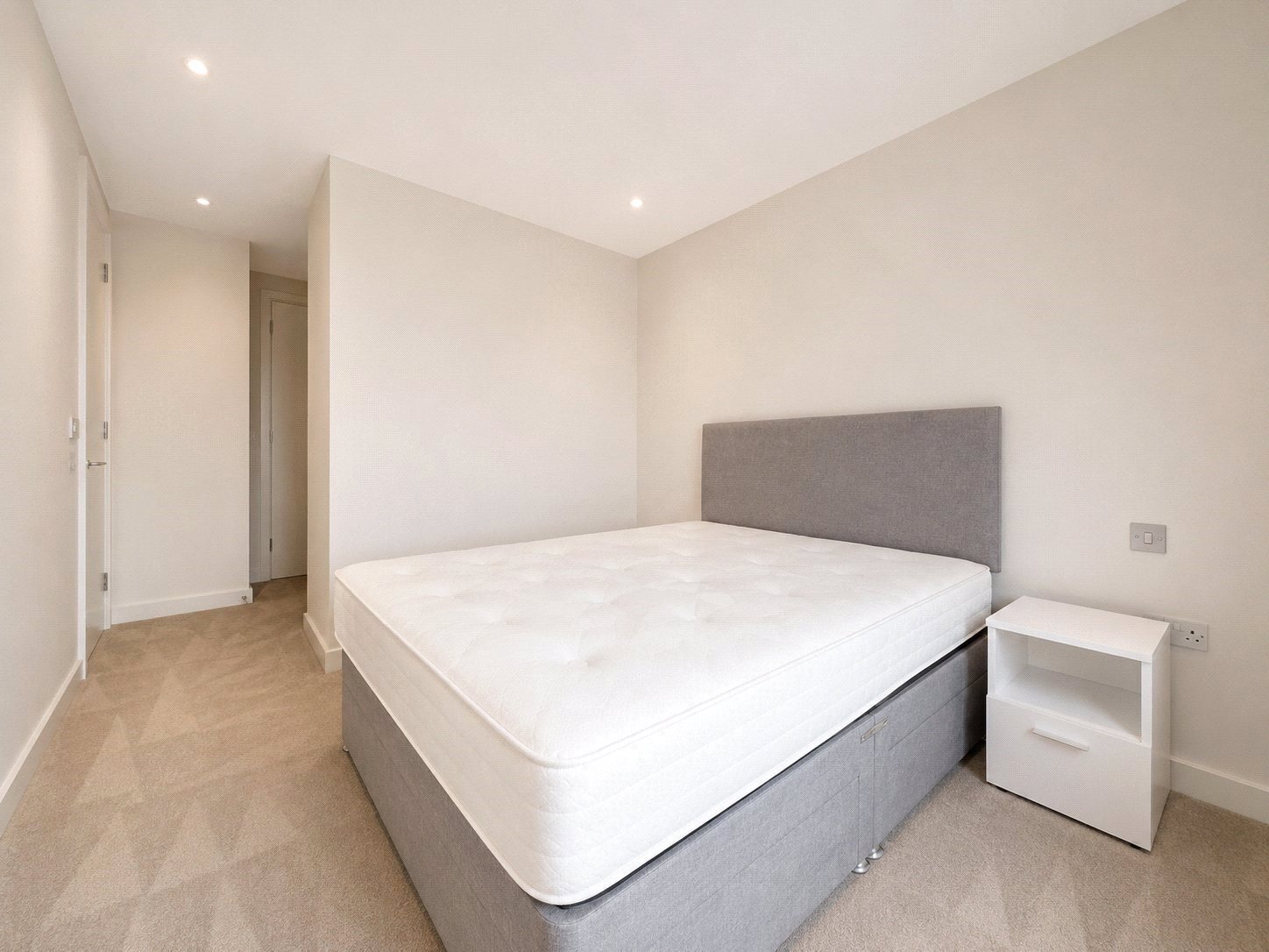 Lang Court, Hornsey High Street, London, N8 Image 7