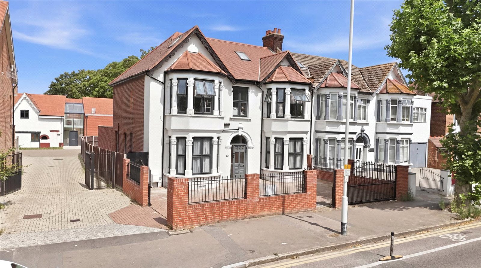 Aldersbrook Road, London, E12 Image 1