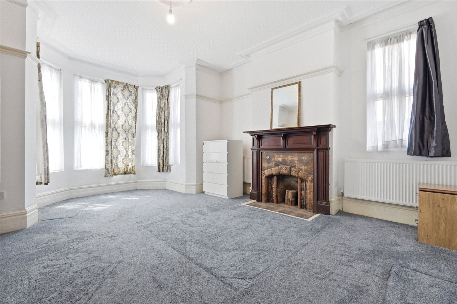 Aldersbrook Road, London, E12 Image 4