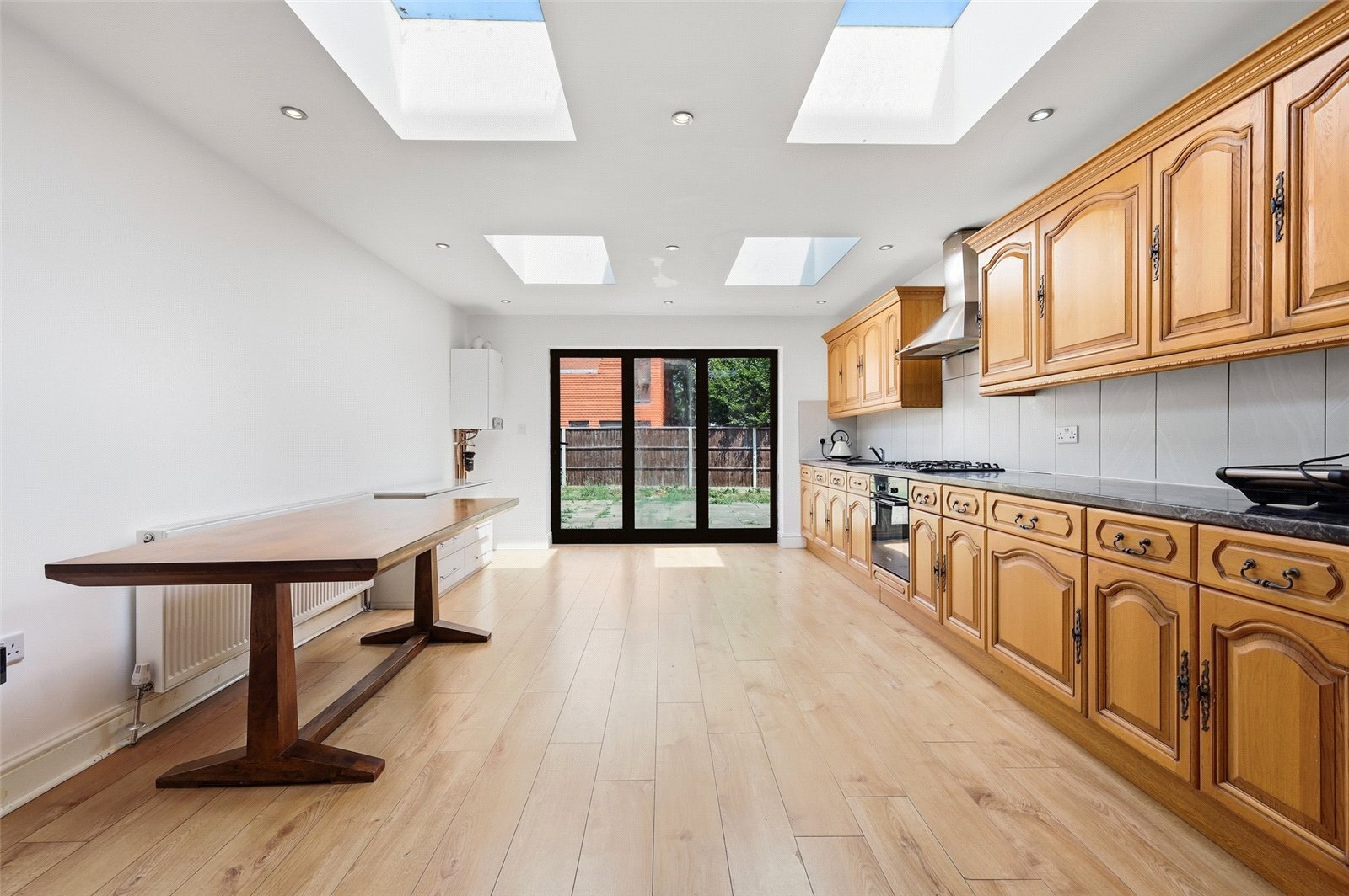 Aldersbrook Road, London, E12 Image 8