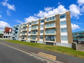 Marine Parade West, Lee-On-The-Solent photo