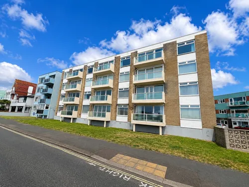 Marine Parade West, Lee-On-The-Solentphoto
