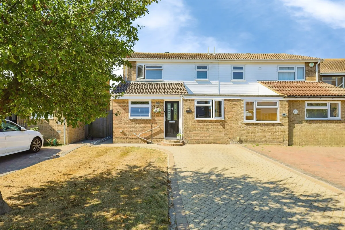 Badlesmere Road, Eastbourne