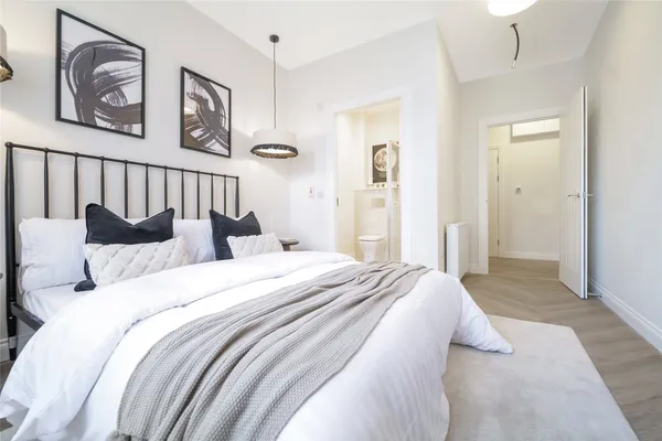 Priory Park, Main Road, Castlehead, P...