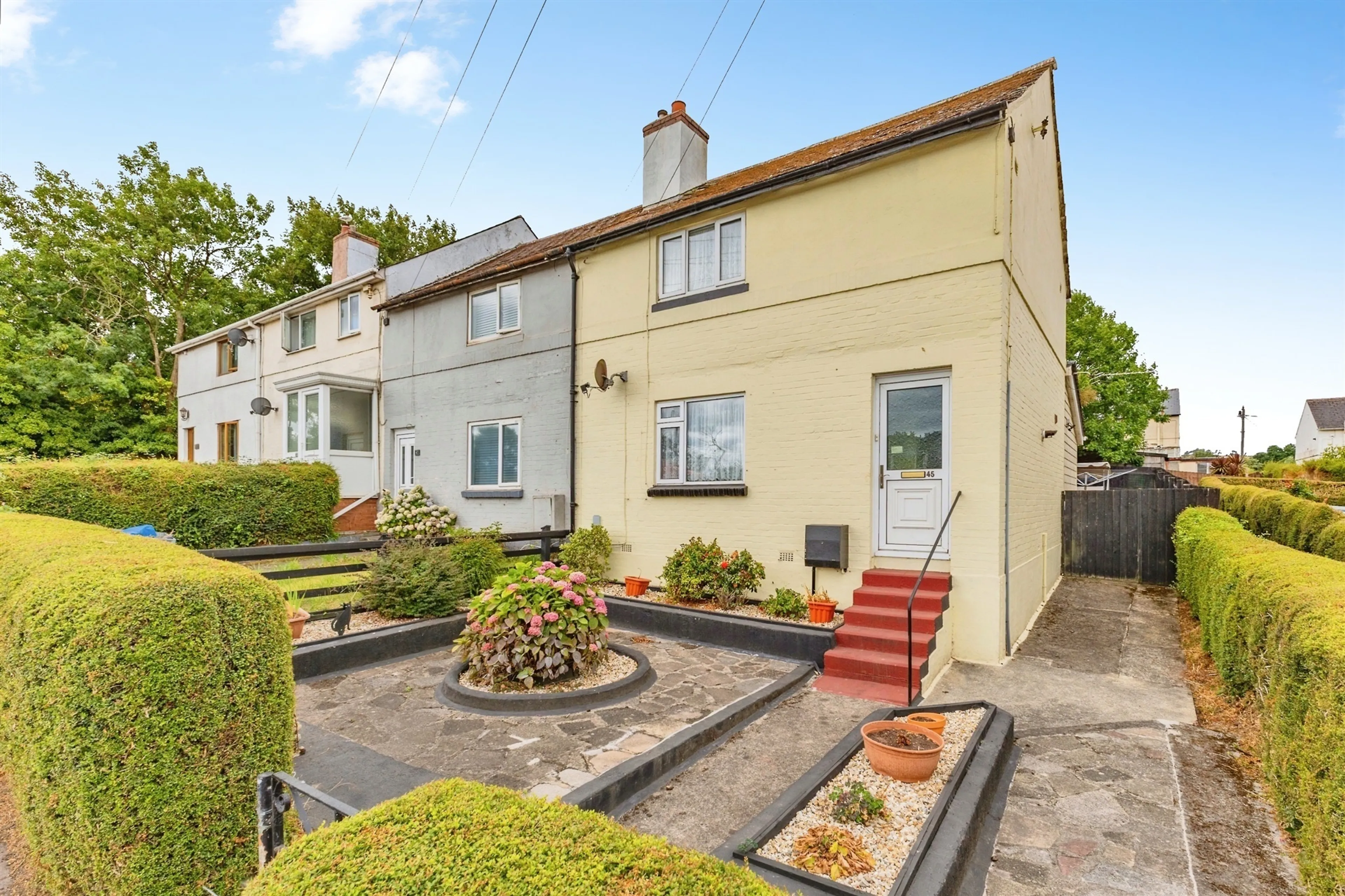 Property photo 0