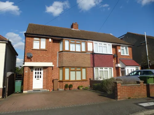 Hilldale Road, Cheam, SUTTONphoto