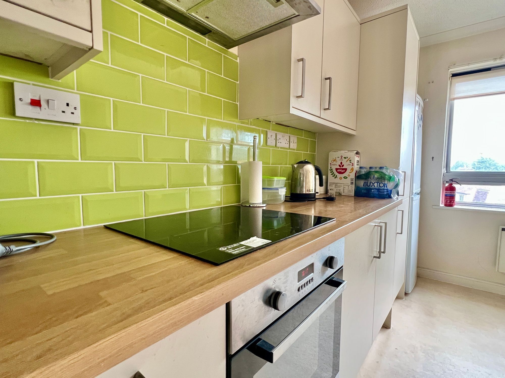 Compass Rise, Osborne Court - NO onward chain! Image 6