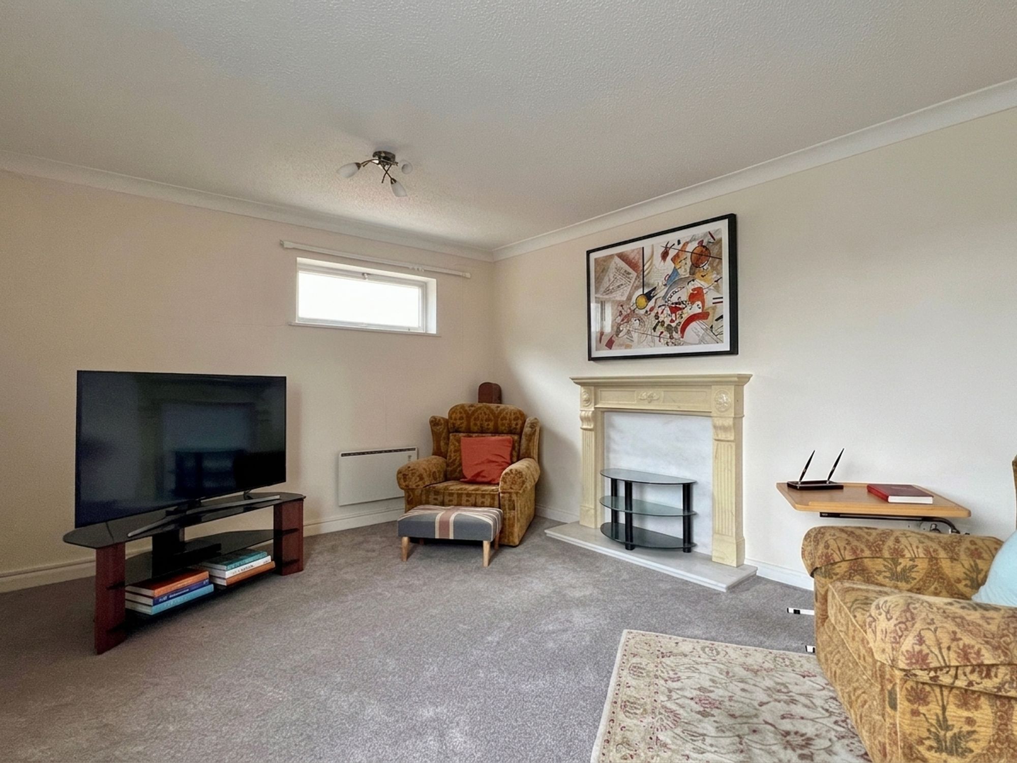 Compass Rise, Osborne Court - NO onward chain! Image 9