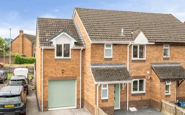 Magnolia Court, Tiverton