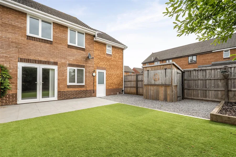 Property Image 12