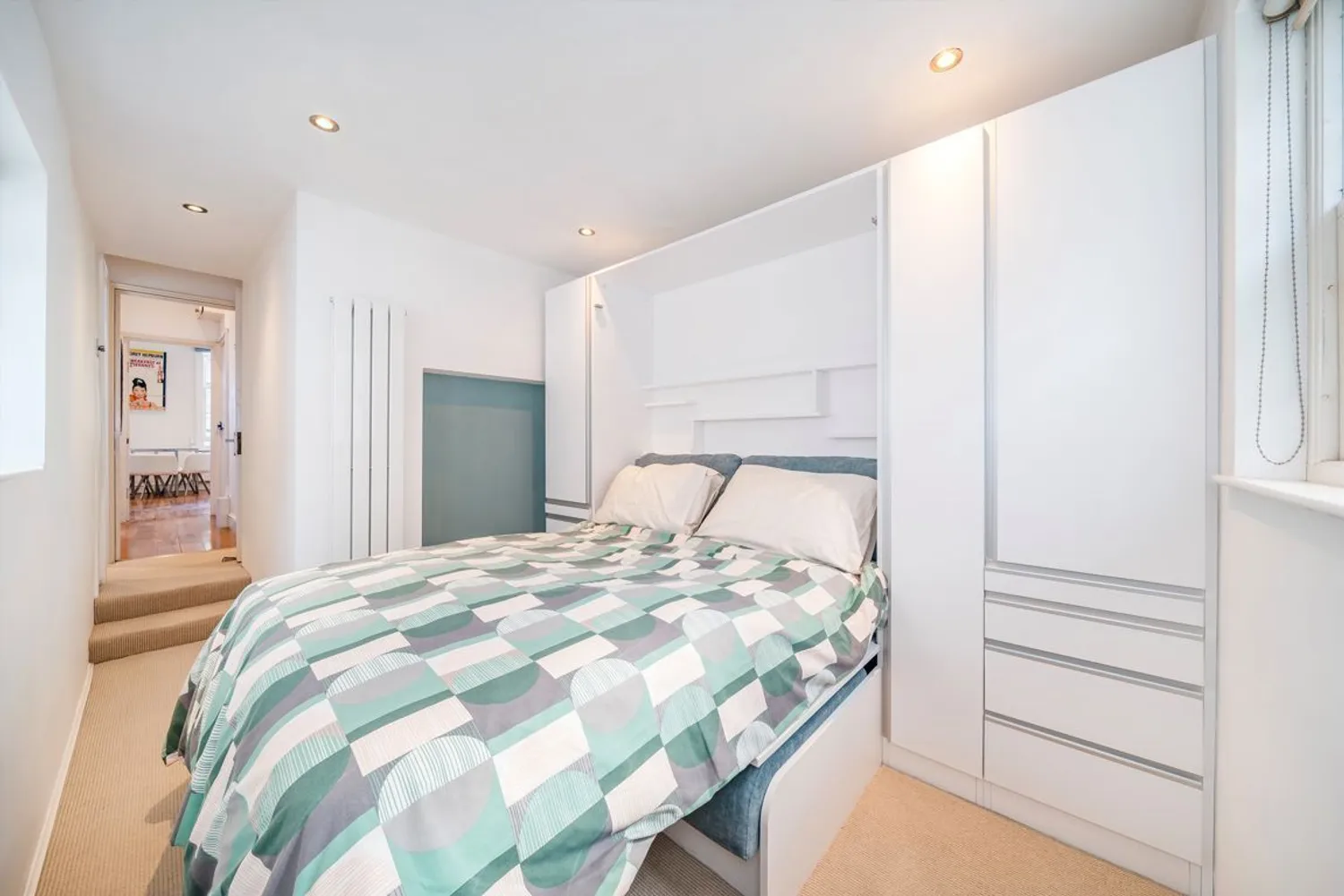 Westmoreland Terrace, London, SW1V photo 3