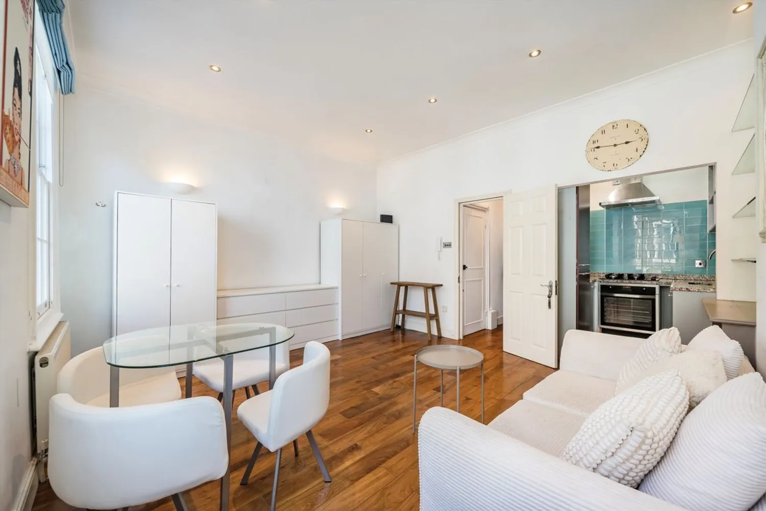 Westmoreland Terrace, London, SW1V photo 7
