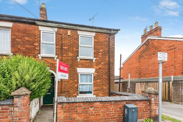 Cricklade Road, Swindon, Wiltshire, SN2