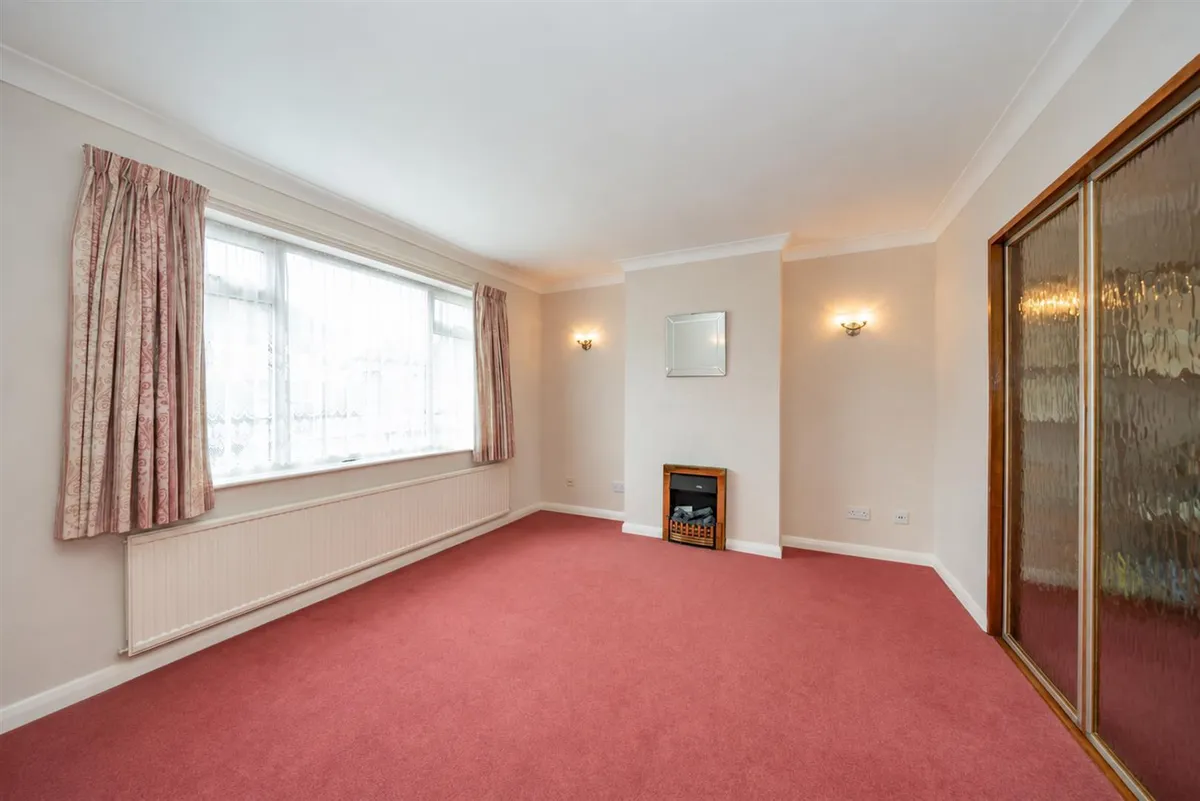 Brickfield Avenue, Leverstock Green, Hemel Hempstead, Hertfordshire, HP3 8NP