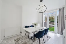 Rosedene Avenue, Morden