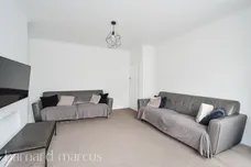 Rosedene Avenue, Morden