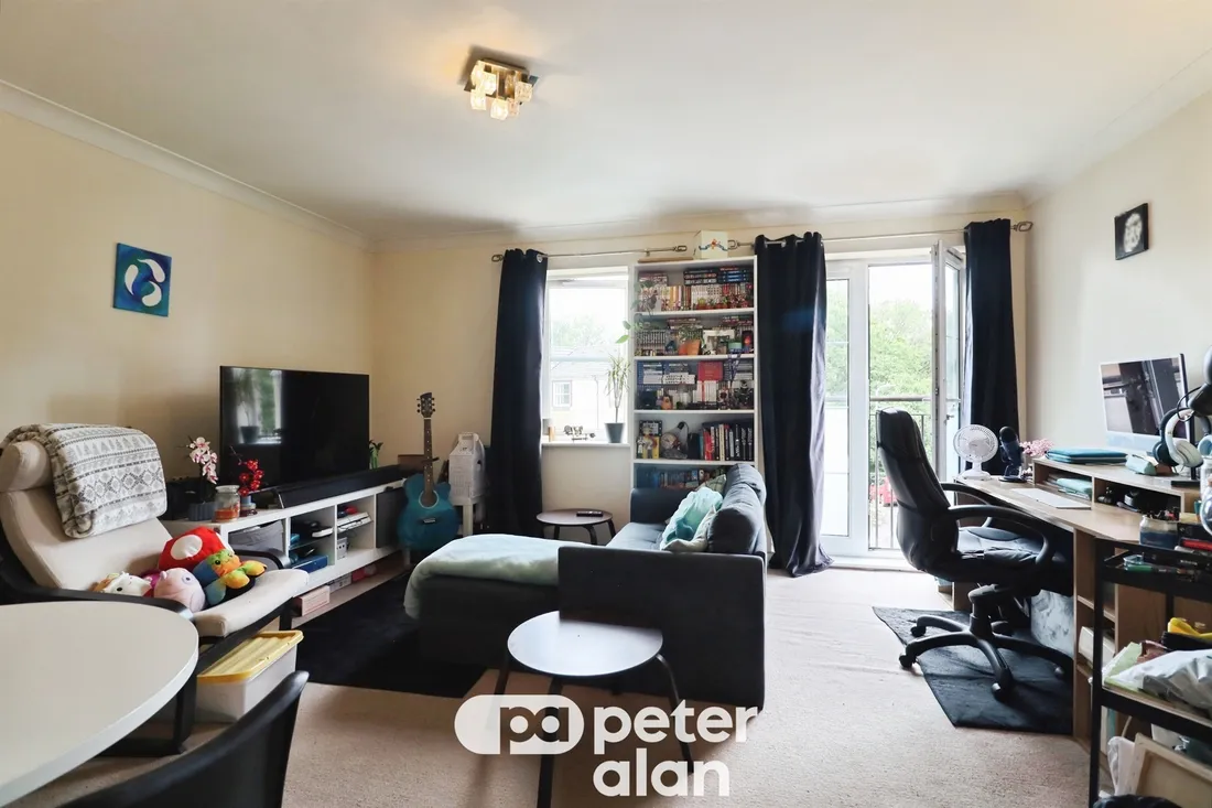 Property photo 8