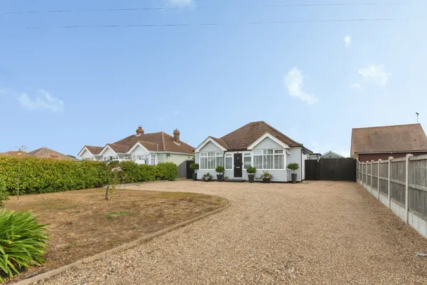 Thorpe Road, CLACTON-ON-SEA, Essex, CO15