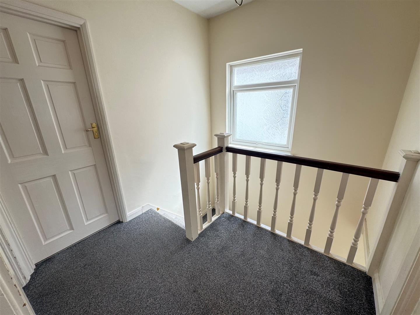 Carlton Avenue, Westcliff-On-Sea Image 13