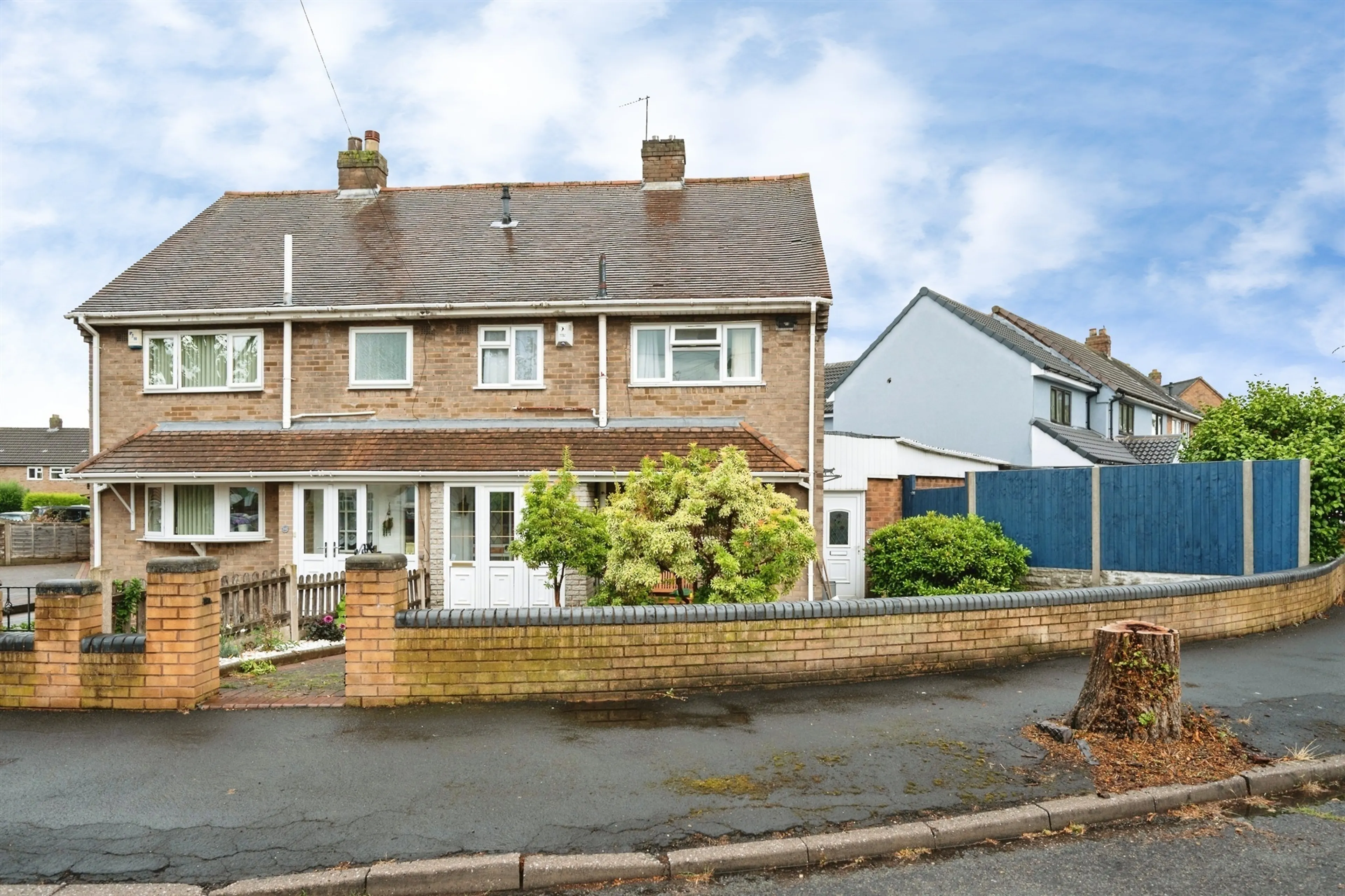 Property photo 0