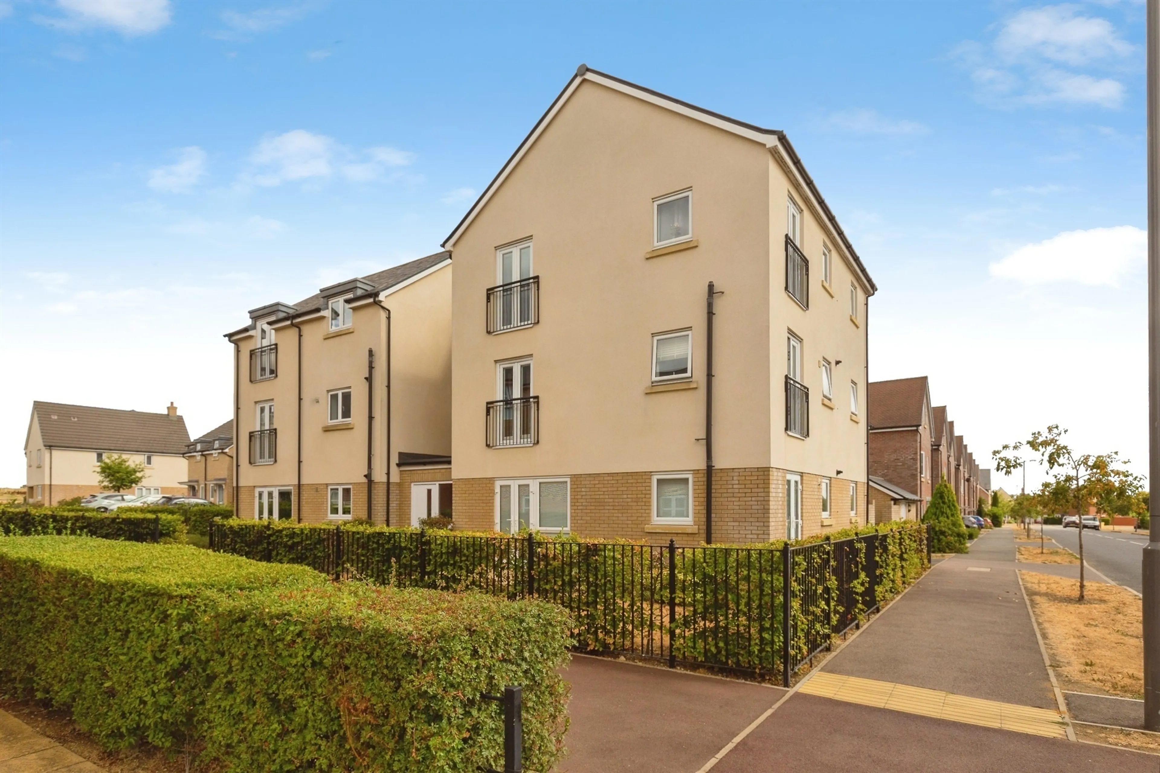Property at Bramley Road, Aylesbury