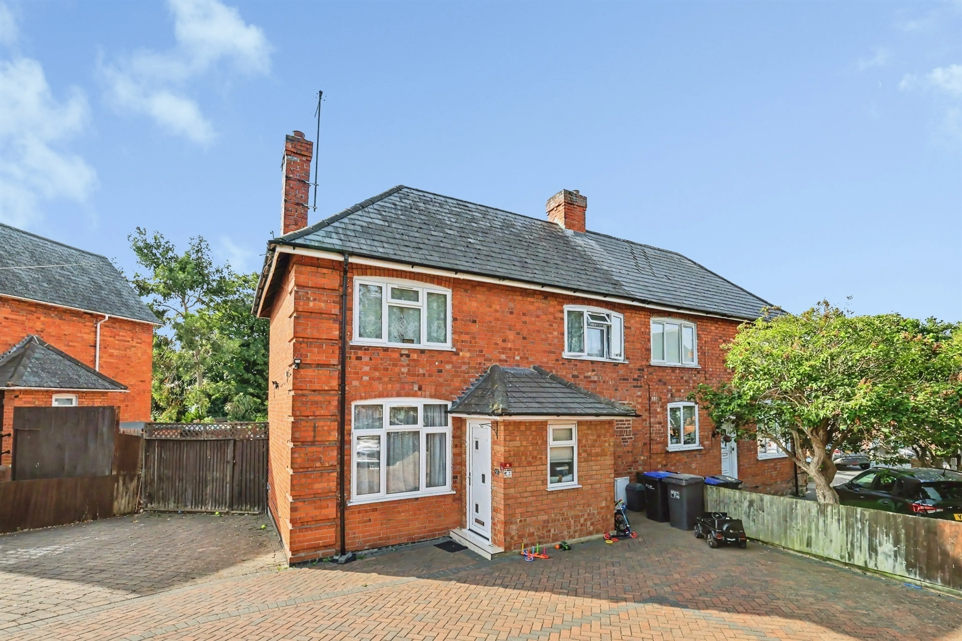 Property photo 0