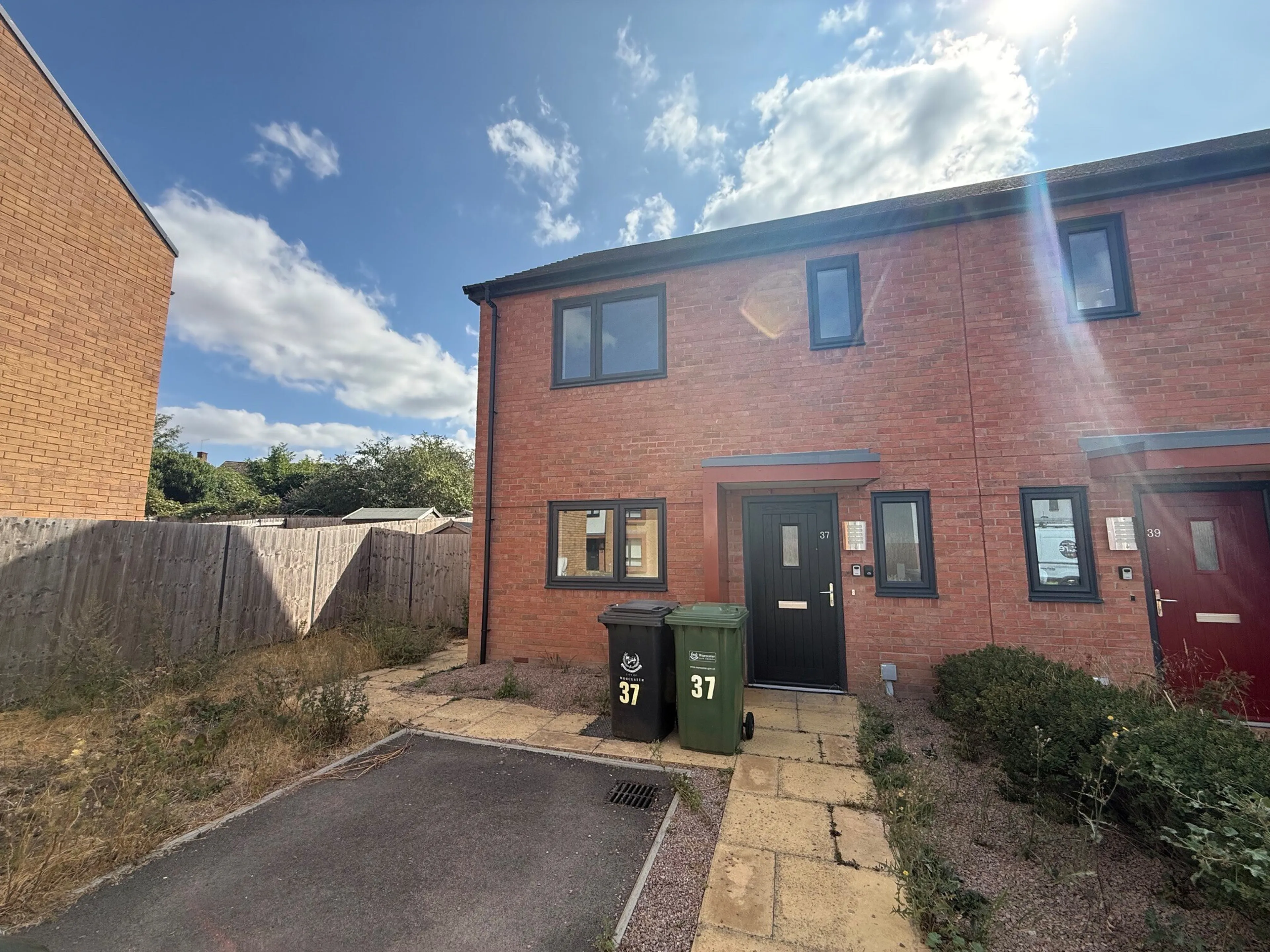 Property photo 0
