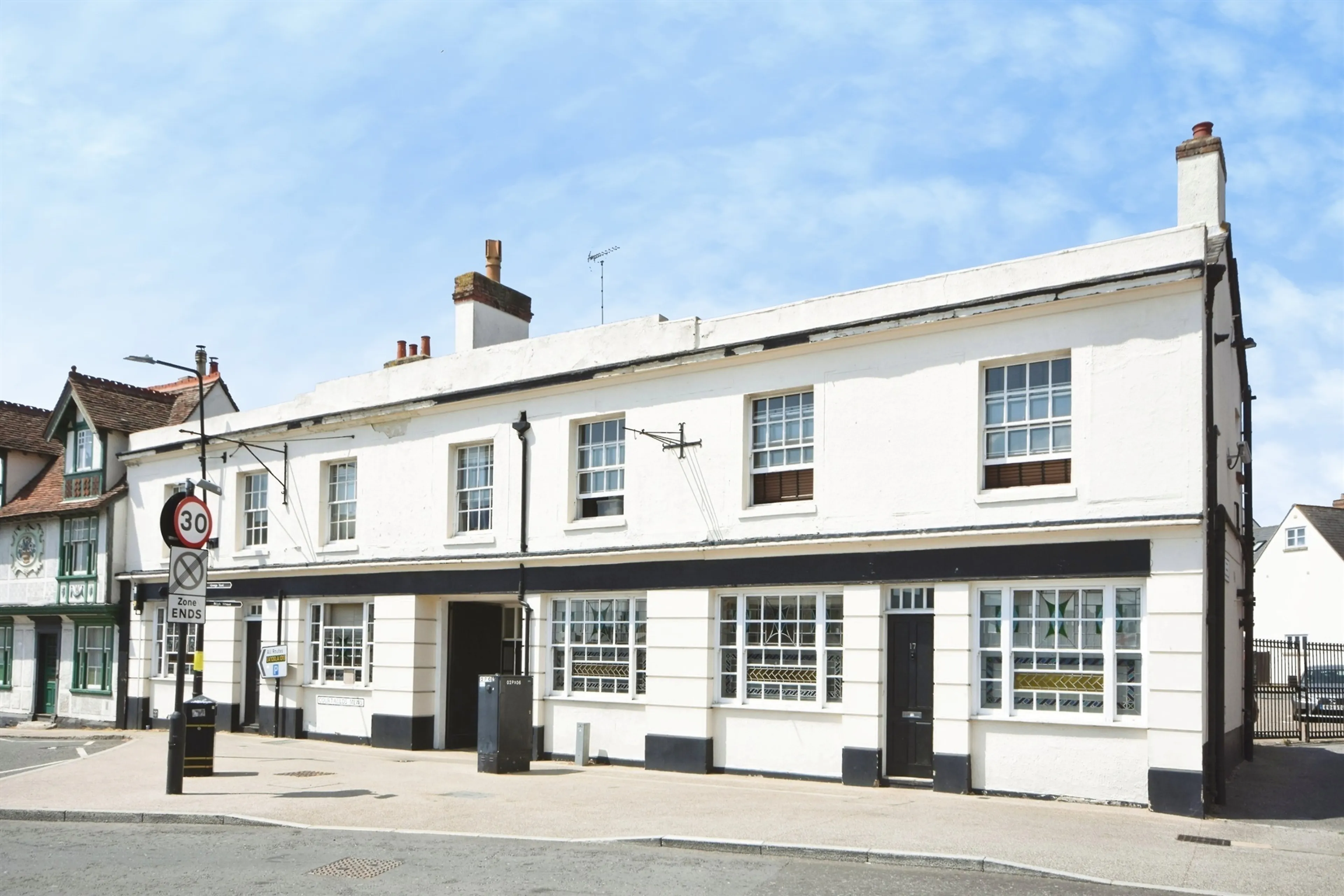 Property photo 0