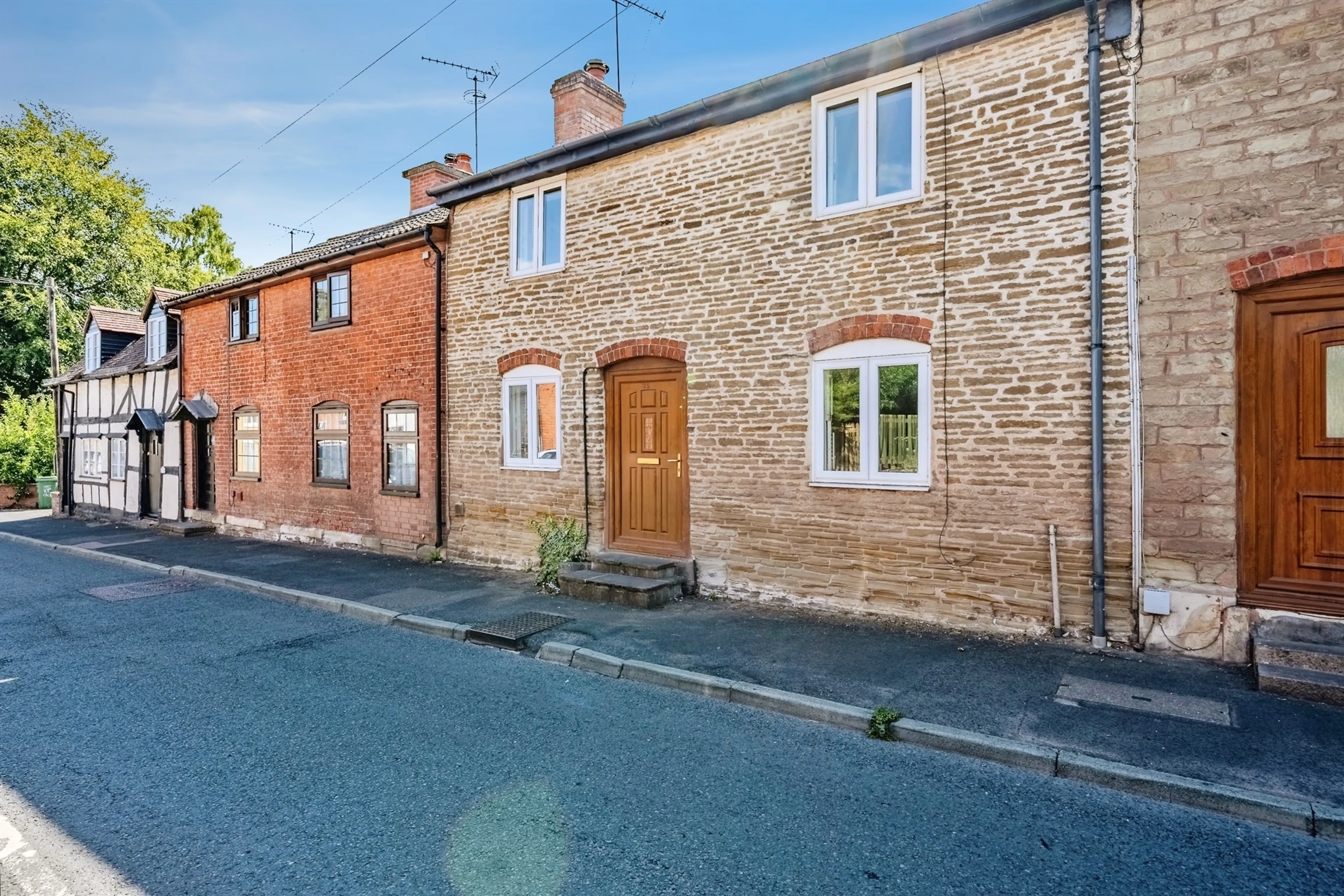 Property photo 0