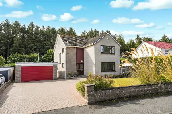 Mellerstain Road, Kirkcaldy, Fife, KY2