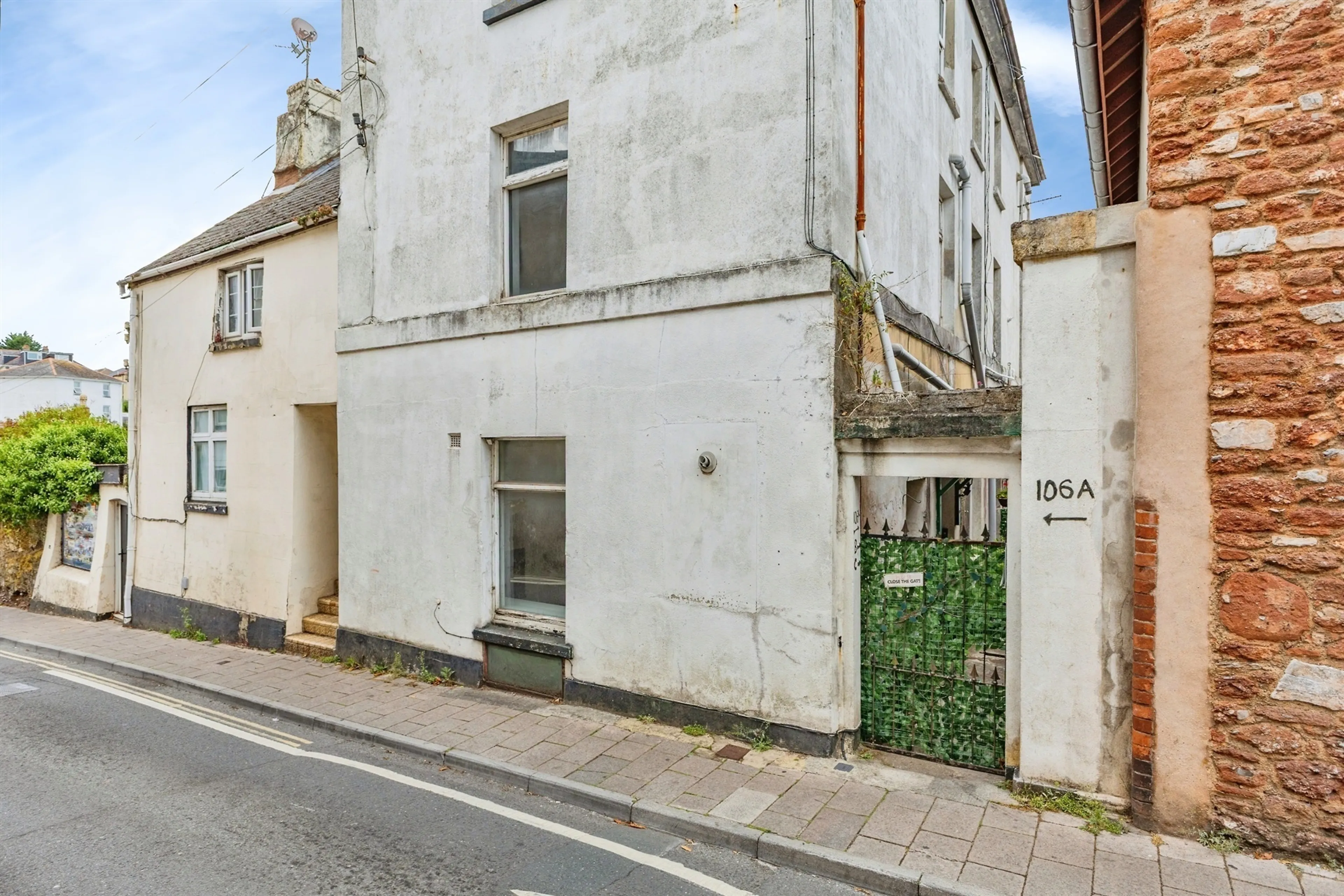 Property photo 0
