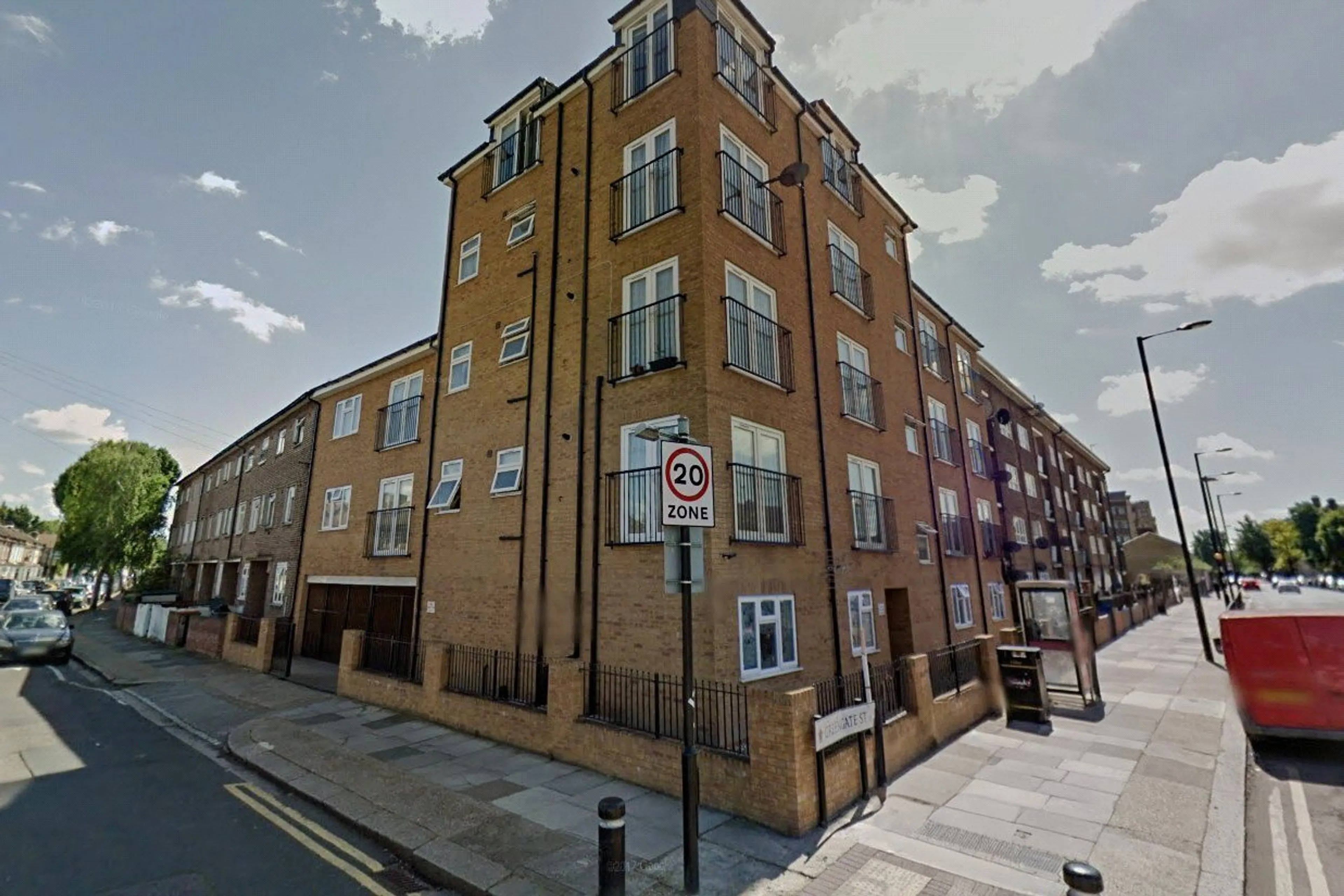 Property at Dundee Road, Plaistow, E13