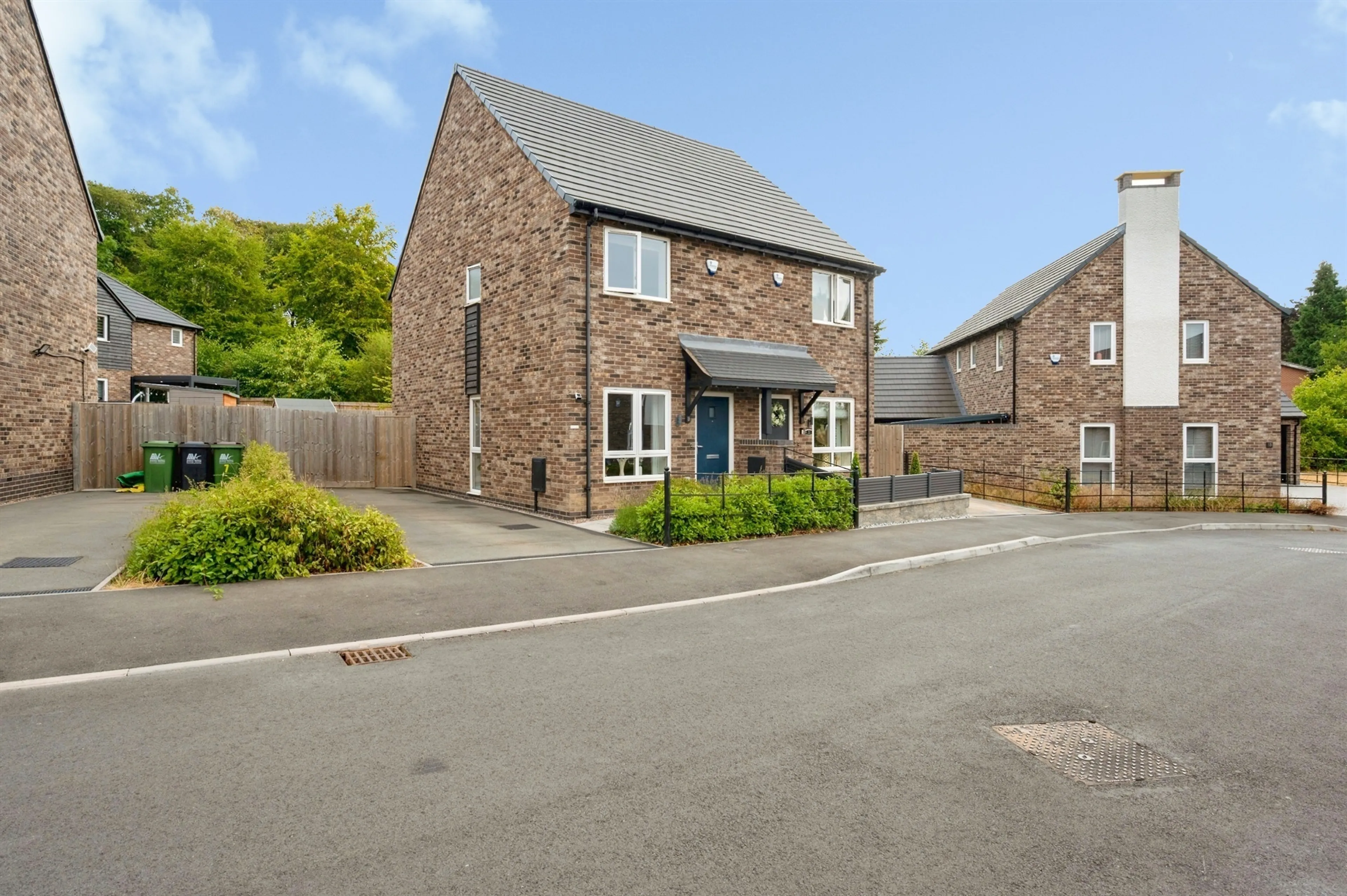 Property photo 0