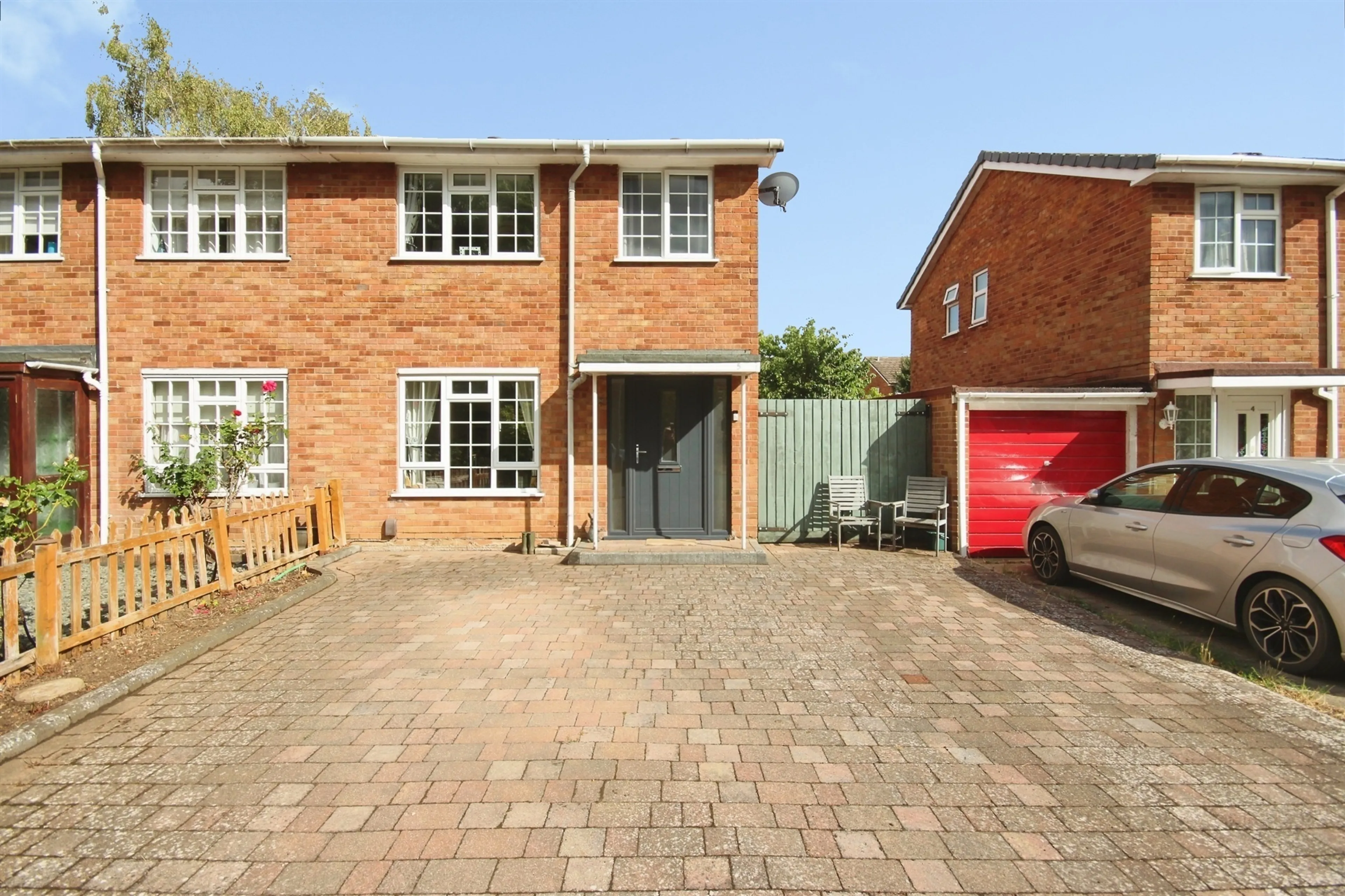 Property photo 0