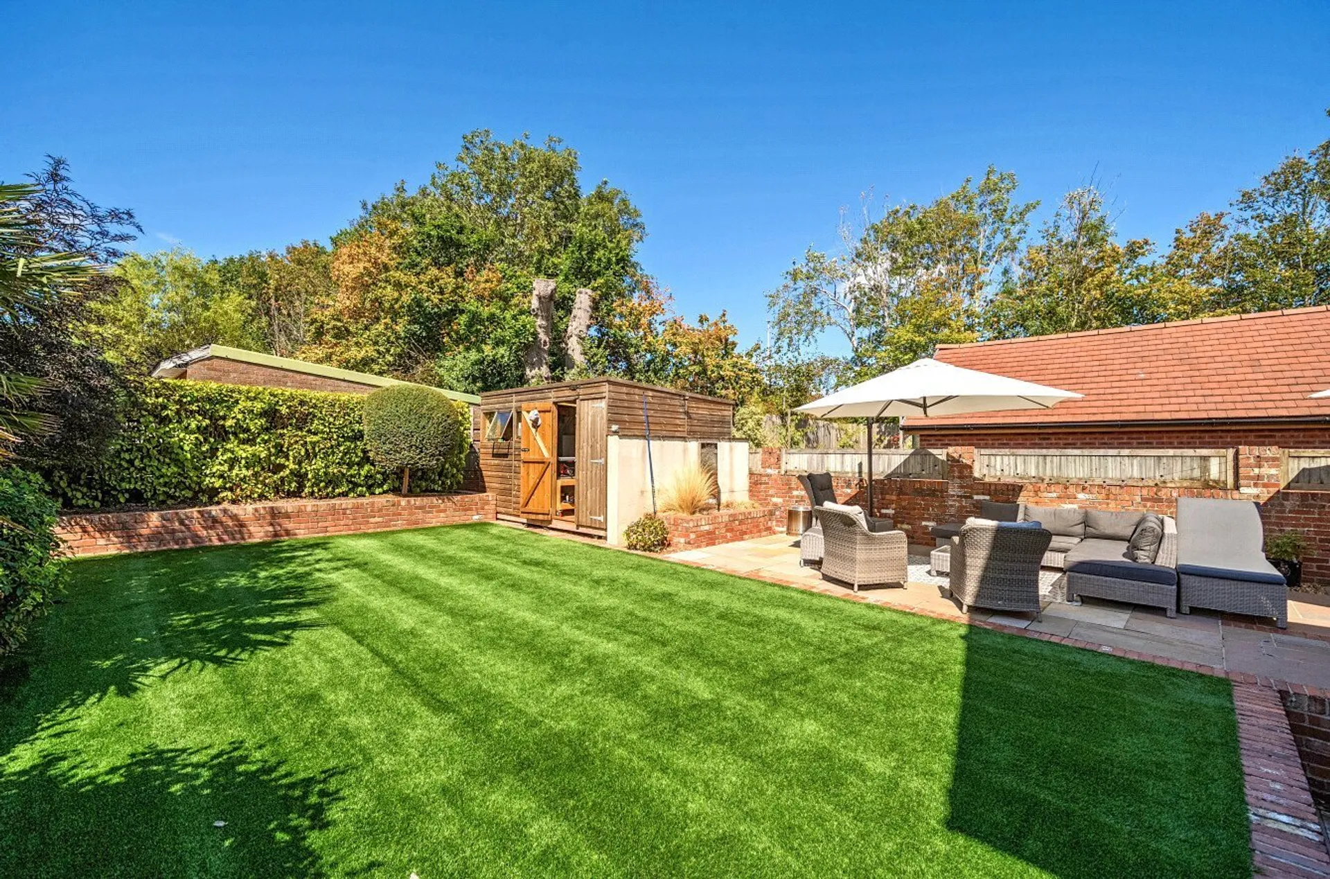 Property photo top 3