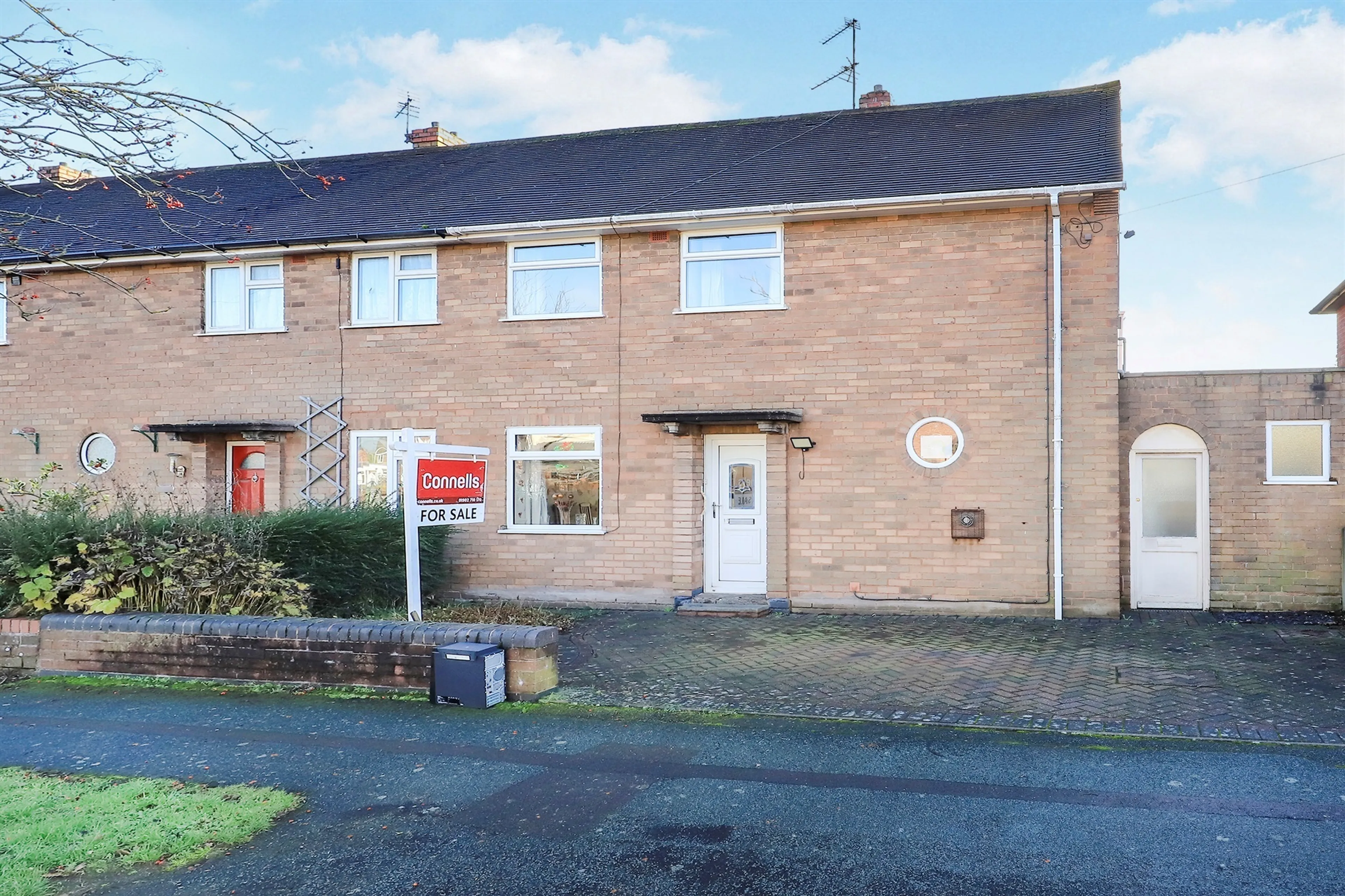 Property photo 0