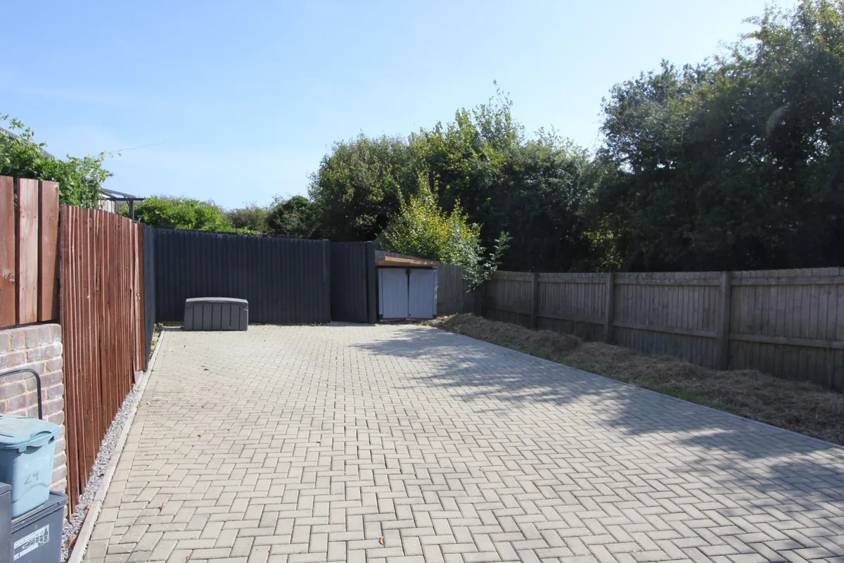 Plasnewydd Walk, Llantwit Major, CF61