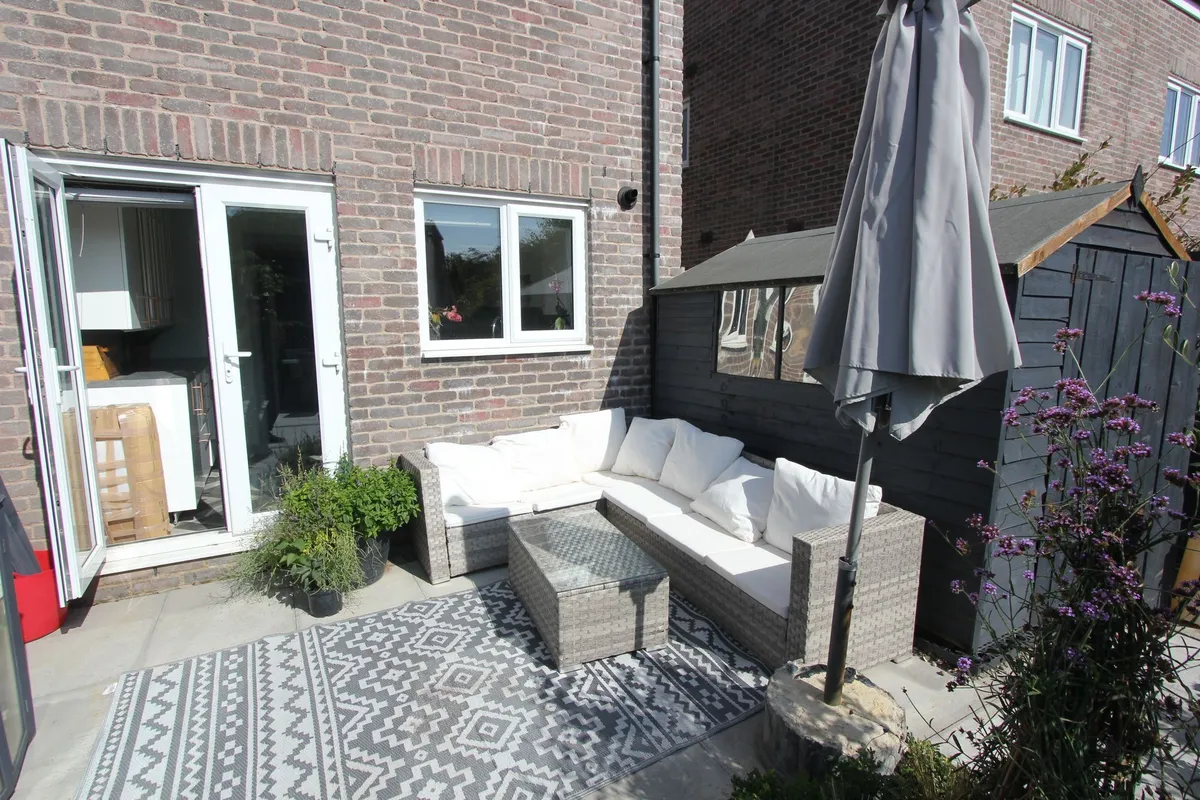 Plasnewydd Walk, Llantwit Major, CF61
