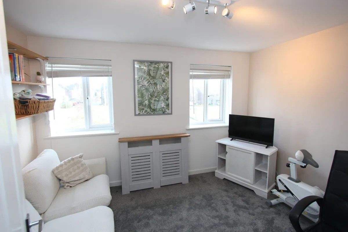 Plasnewydd Walk, Llantwit Major, CF61