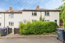 Foxholes Avenue, Hertford
