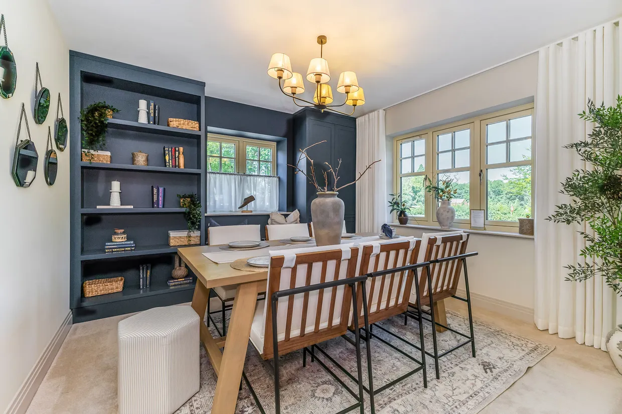 The Aspen, Headley Chase, Epsom, KT18 photo 5