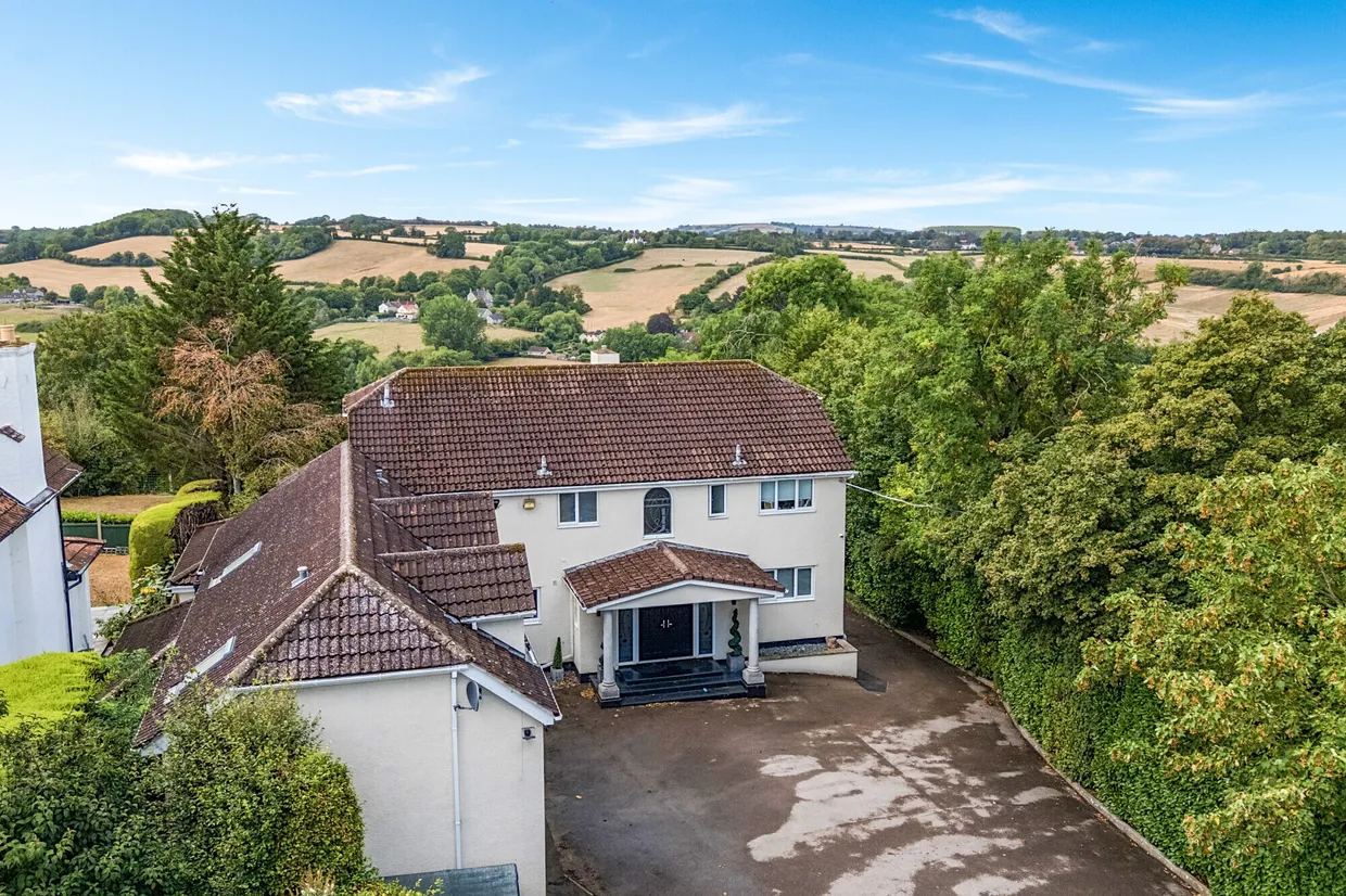 Wellsway, Keynsham, BS31 photo 1