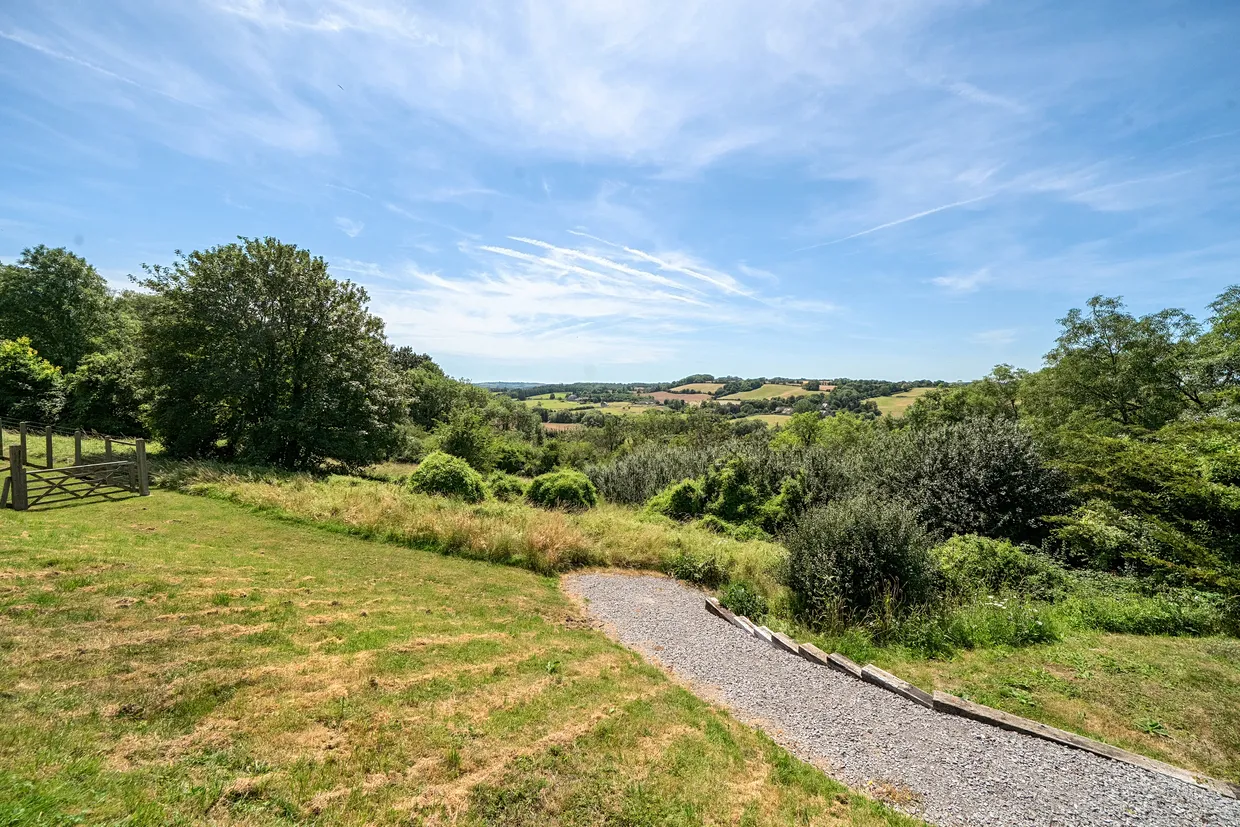 Wellsway, Keynsham, BS31 photo 14