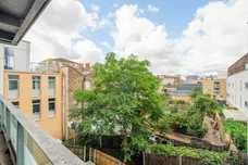 Salton Square, London, E14 photo 2