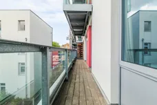 Salton Square, London, E14 photo 10