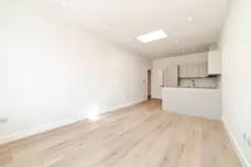 Apartment Eight Gemstone House, Stevenage