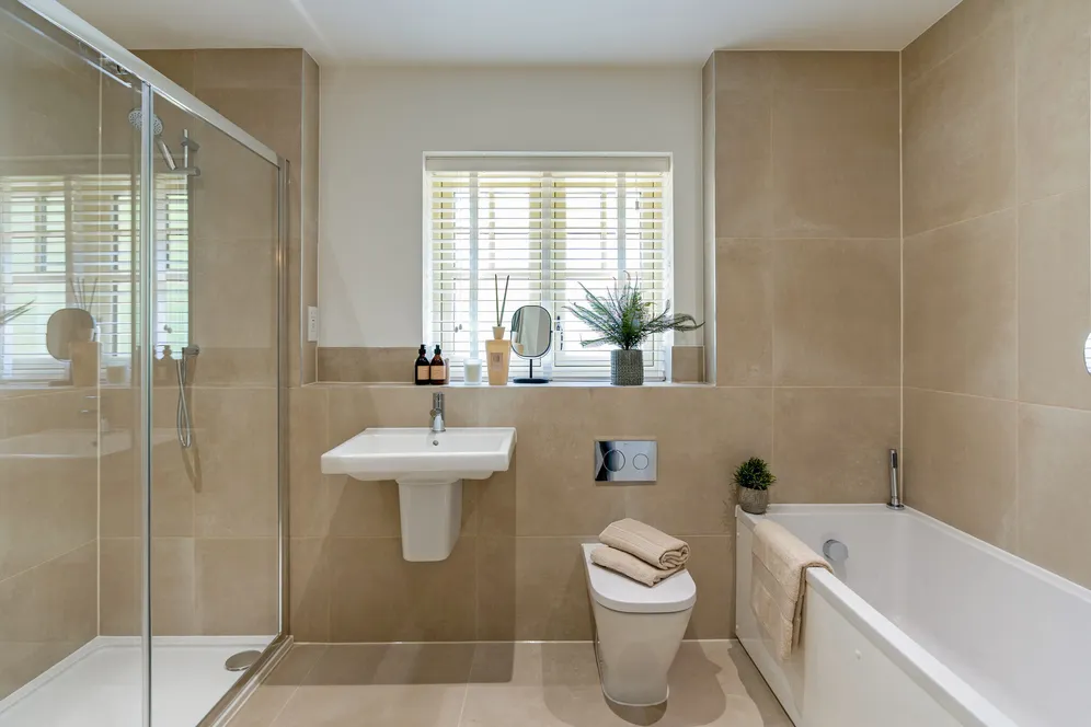 The Mulberry, Headley Chase, Epsom, KT18 photo 8