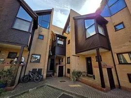 Bath Lane, FAREHAM photo